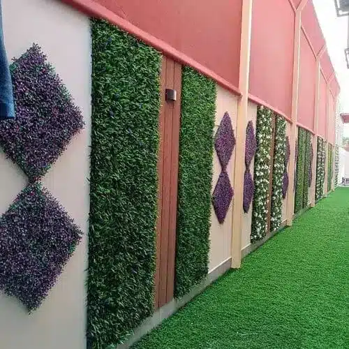 مميزات العشب الصناعي بجدة مقارنة بالطبيعي